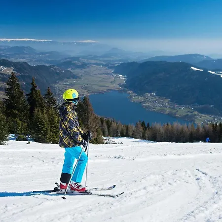 Luxury With A View Over The Ossiachersee Lägenhet Annenheim